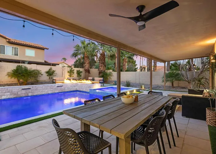 Backyard Bliss - Firepit Putt Play Pool & *